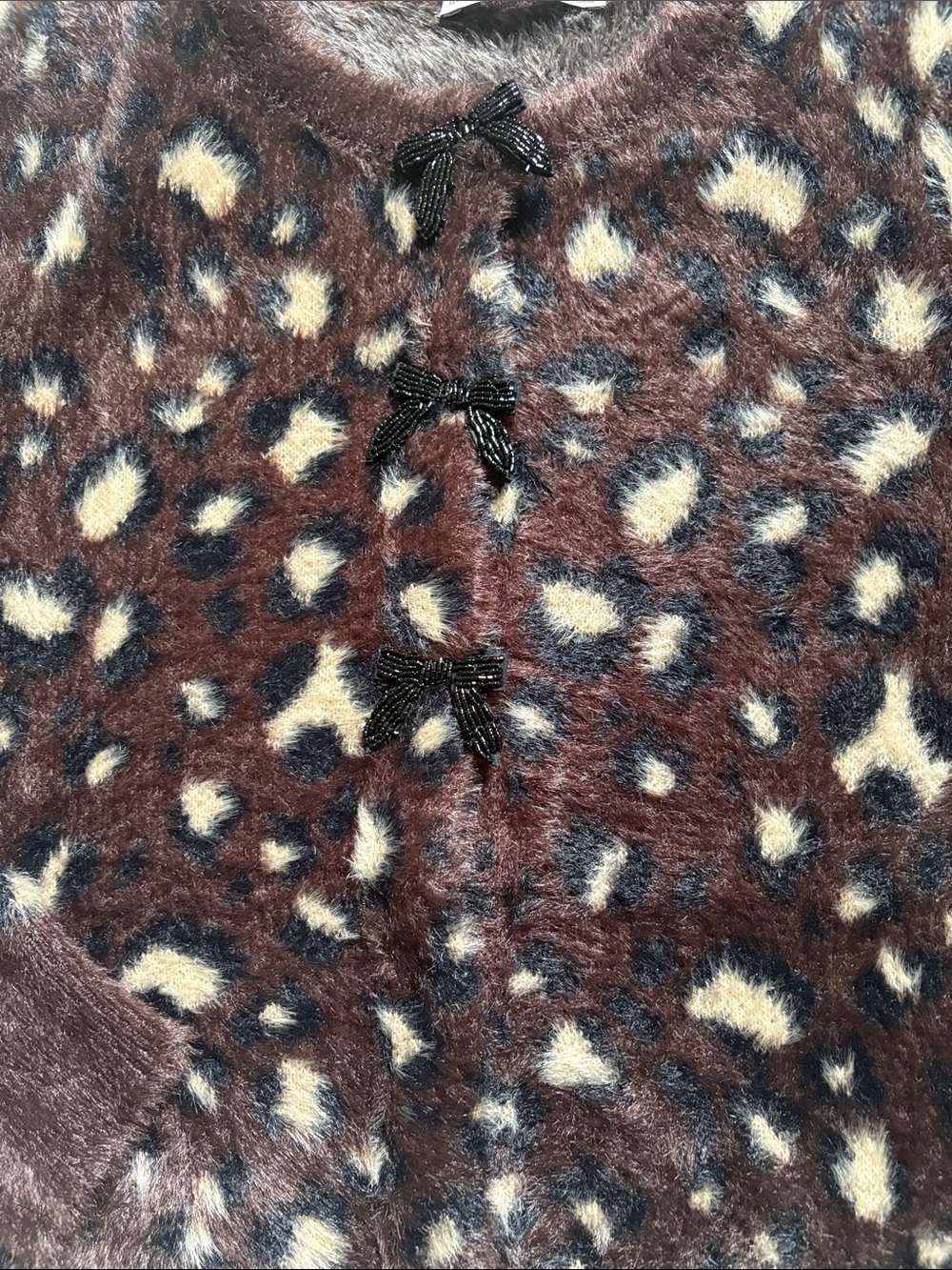 BLACK TAPE_ , Fuzzy Animal Print Cardigan w bow snaps, SZ M, NWOT